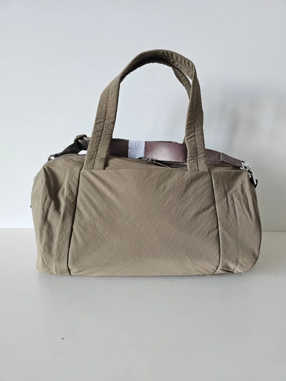 NWT LULULEMON FANB Fawn Brown On My Level Barrel Duffle Duffel Bag One Size OS - Picture 4 of 15